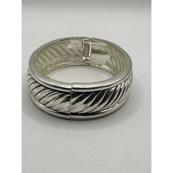 Vintage Silver Tone Hinged Cuff Bracelet With Twisted Rope Design - Picture 6 of 7